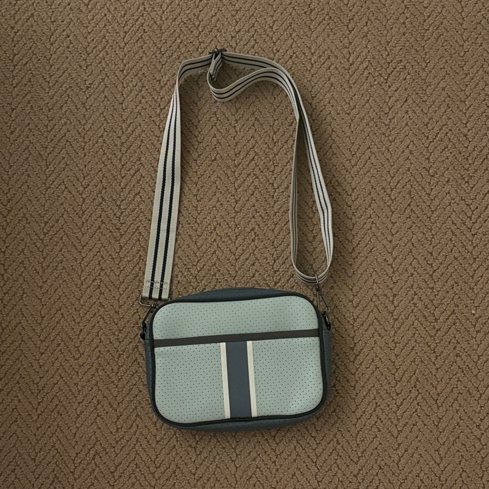 HAUTE SHORE bag